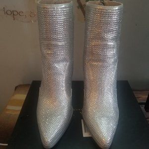 Azalea Wang boots Size 7.5